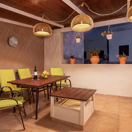 Astero Apartment